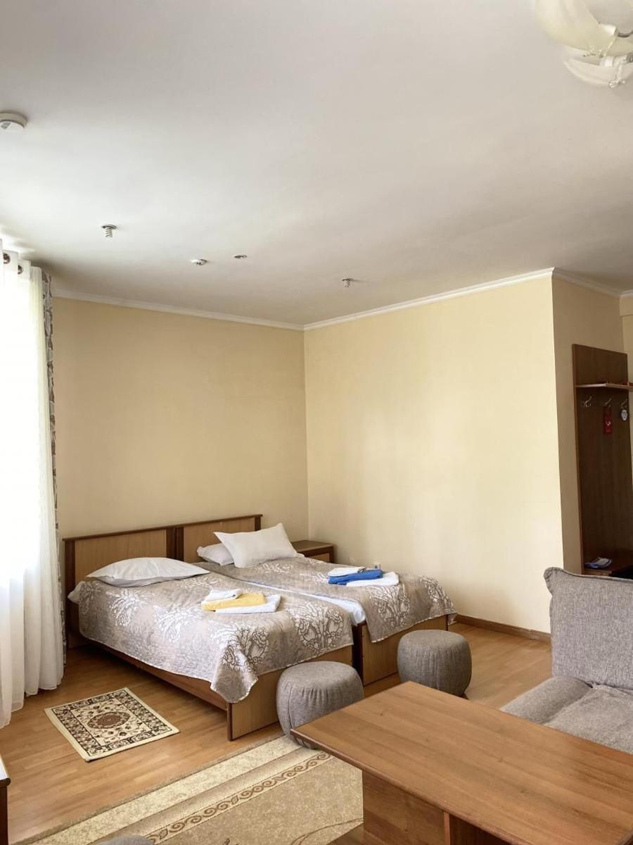 Tri Korony Otel Çolpan Ata Dış mekan fotoğraf