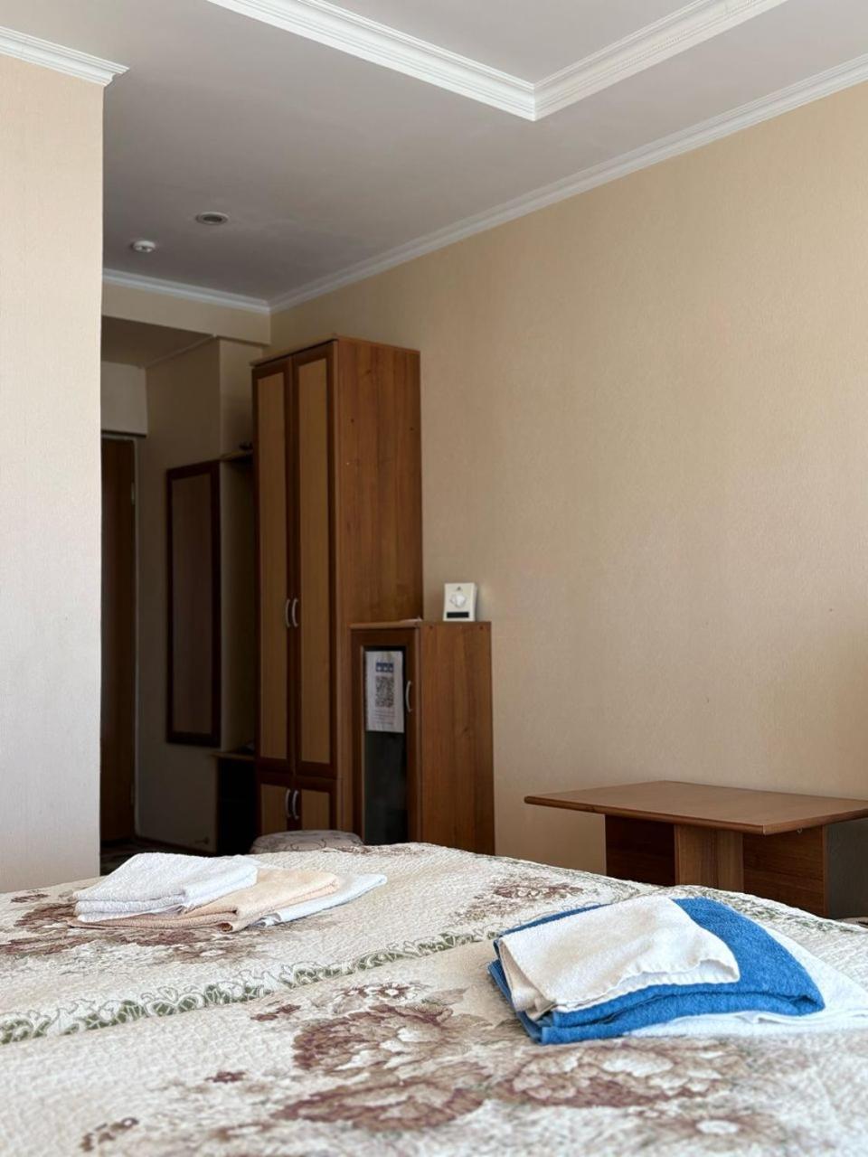 Tri Korony Otel Çolpan Ata Dış mekan fotoğraf
